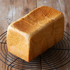 北海道生クリーム食パン